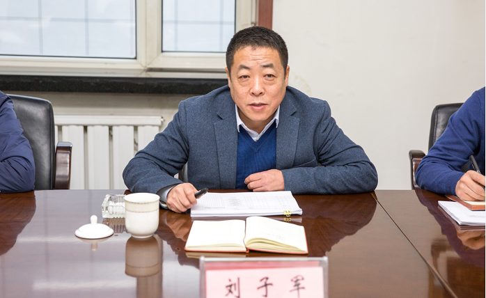 首页 吉林站 城事  3月9日,由龙潭区人民政府区长刘子军主持的龙潭区"